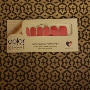 Color Street pink nail polish in Miami Beach